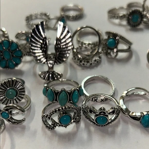 5 RANDOM RINGS - random sizes - all new - Picture 6 of 8